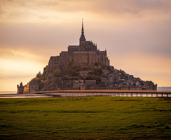 Normandy France lesbian tour