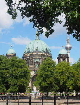 Lesbian Berlin tour