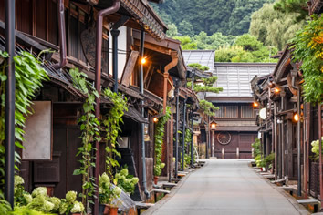 Takayama lesbian tour