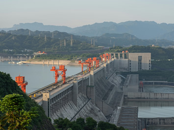 Yangtze River Cruise - Three Gorges Dam