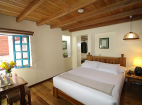 Vieja Cuba Hotel room