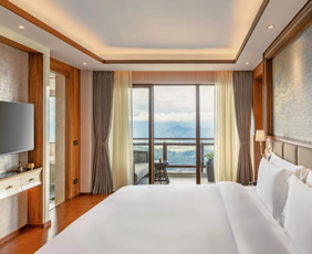 Dusit Thani Himalayan Resort room