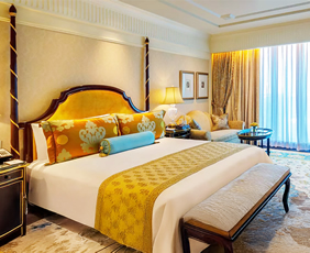 The Leela Palace New Delhi Hotel room