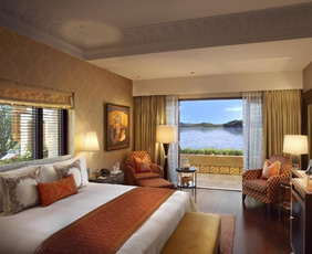 The Leela Palace Udaipur Hotel room
