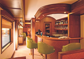 Maharajas Express Safari Bar