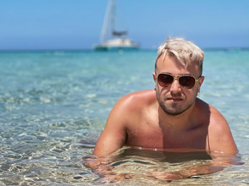 Grenadines gay sailing holidays