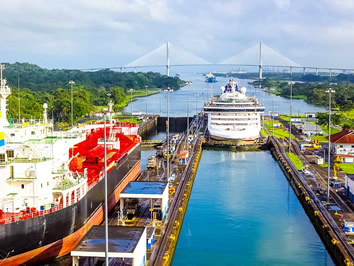 Panama Canal gay tour