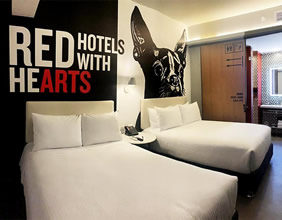 Radisson RED Miraflores Hotel room
