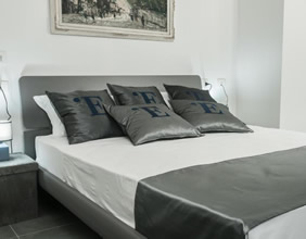 Essenza Hotel room