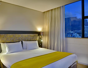 Cresta Grande Cape Town Hotel room