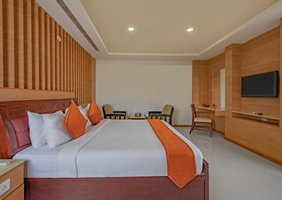 Sterling V Grand Madurai Hotel room