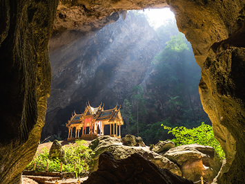 Thailand gay tour - Phraya Nakhon Cave