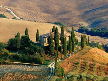 Gay Tuscany travel