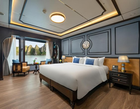 Aime�e Cruises cabin