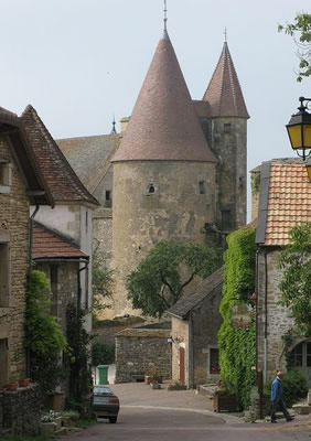 Chateauneuf, Burgundy gay tour