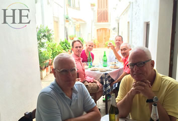 Gay Italy Tour - cafe cheers