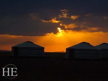 Mongolia gay tour - gers sunset