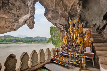 Laos gay tour - Pak Ou Caves