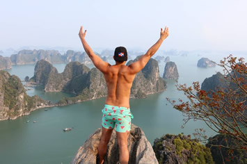 Ha Long Bay gay trip
