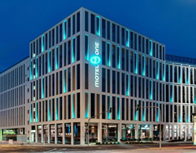Motel One K�ln-Altstadt Hotel