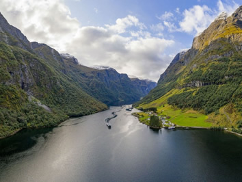 Nærøyfjord Norway gay tour