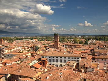 Lucca Tuscany gay tour