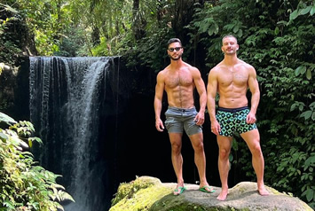 Bali gay tour - Suwat Waterfall