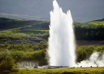 Iceland geyser gay tour