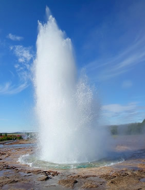 Iceland geyser lesbian tour