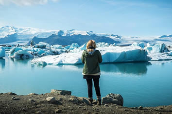 Iceland Glacier Lagoon lesbian tour