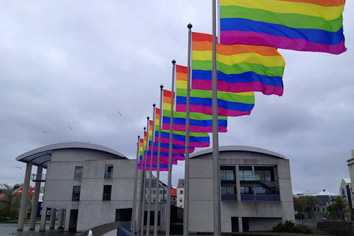 Reykjavik lesbian tour