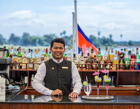 Mekong Pandaw bar