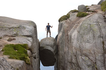 Norway gay adventure tour - Kjerag