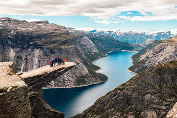 Norway gay tour - Trolltunga