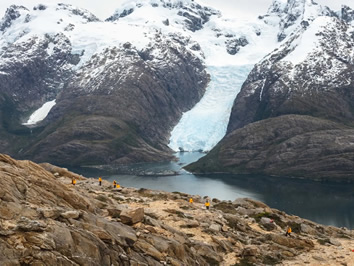 Patagonia gay cruise - Darwin Mountains