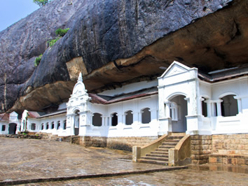 Dambulla Cave Temple