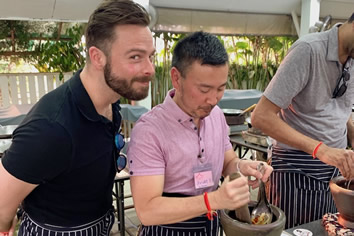 Thai gay cooking class