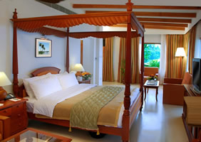 Lemon Tree Vembanad Lake Resort room