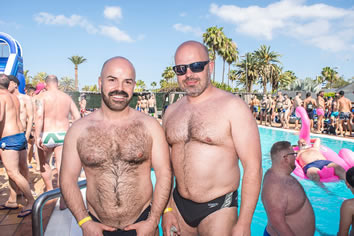 Gran Canaria bear pool party