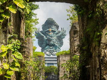 Bali gay tour - Lord Vishnu