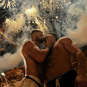 Gay New Year Mexico tour