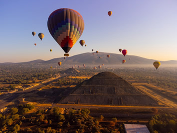 Teotihuacan Mexico gay tour