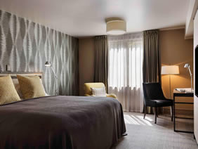 St Moritz Queenstown Hotel room