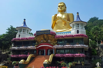 Dambulla, Sri Lanka gay tour
