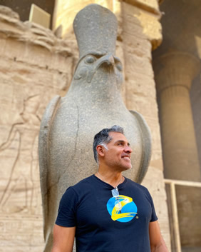 Zoom Egypt luxury gay tour