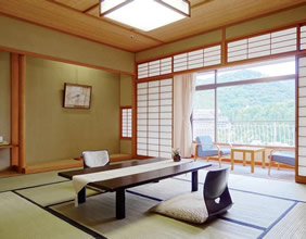 Hyoe Koyokaku Ryokan room