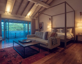 Fort Bazaar Hotel room