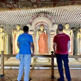 Zoom Sri Lanka gay tour